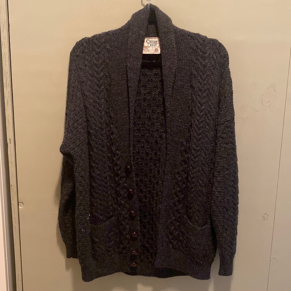 CLASSIC WOOL ARAN SWEATER - made in ireland (Carraig Donn)